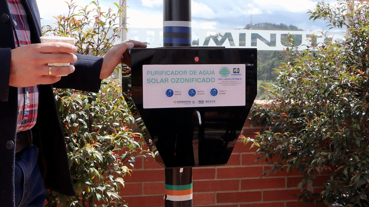 Presentan prototipo de potabilizador solar para llevar agua segura a comunidades vulnerables