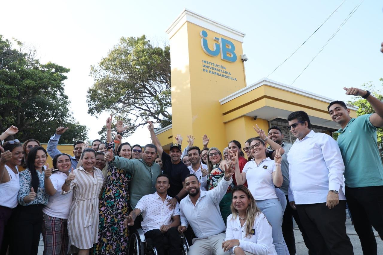 Con paneles solares, IUB Barranquilla se monta en la transición energética
