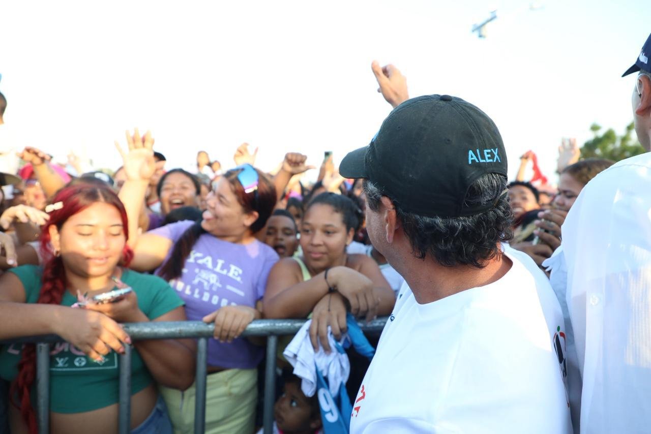Barranquilla celebró su cumpleaños en Rebolo, con el pueblo: alcalde Char