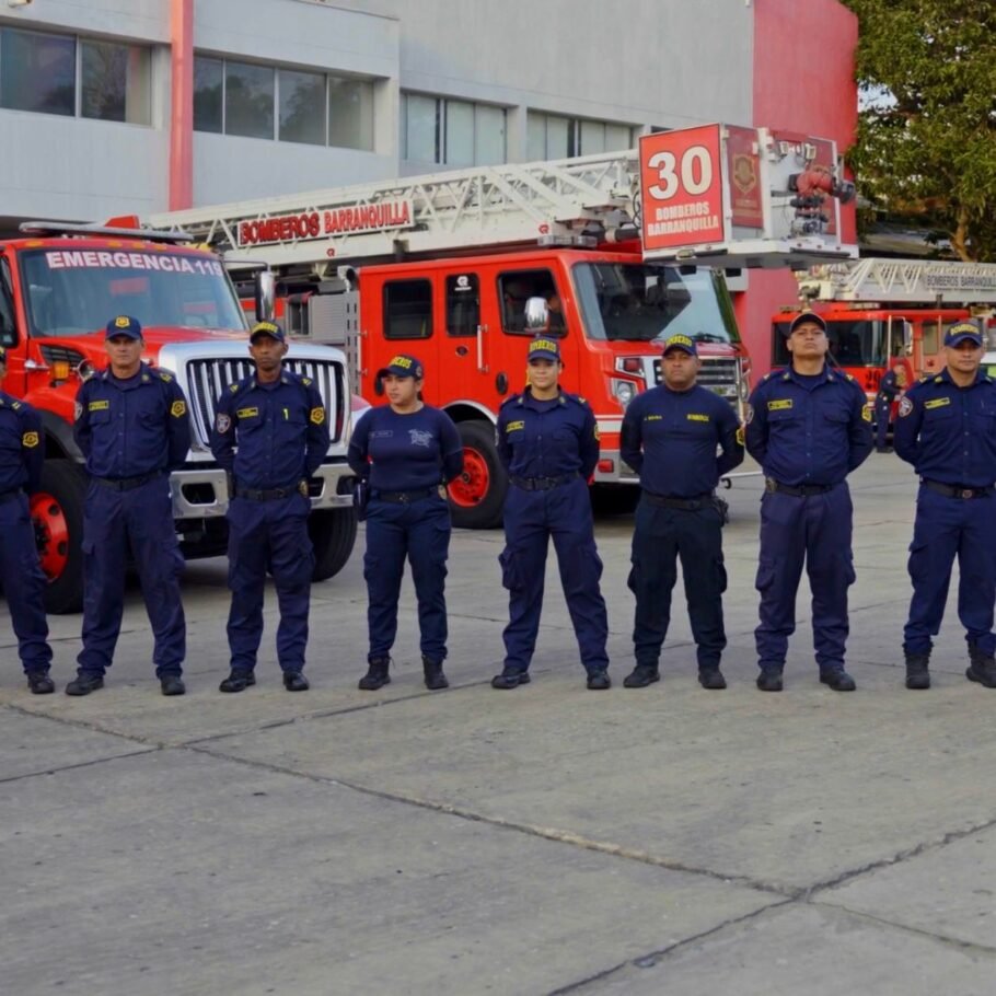 Bomberos de Barranquilla: una historia de 99 años, alcalde Char anuncia inversiones por 7 mil millones de pesos