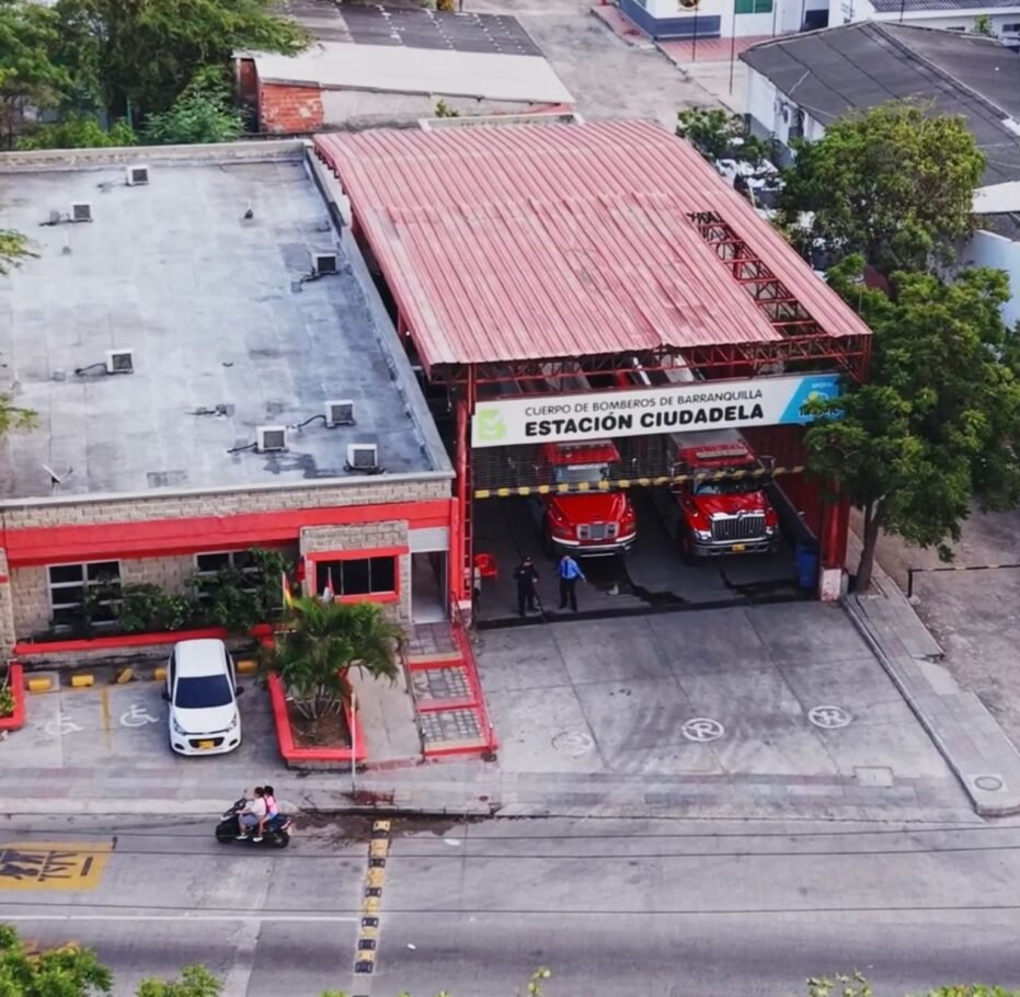 Bomberos de Barranquilla: una historia de 99 años, alcalde Char anuncia inversiones por 7 mil millones de pesos