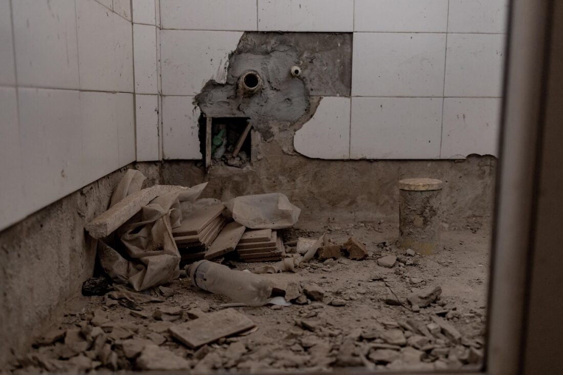 El colegio que nunca abrió, está en ruinas y hoy es un vergonzoso elefante blanco en la zona turística de Taganga