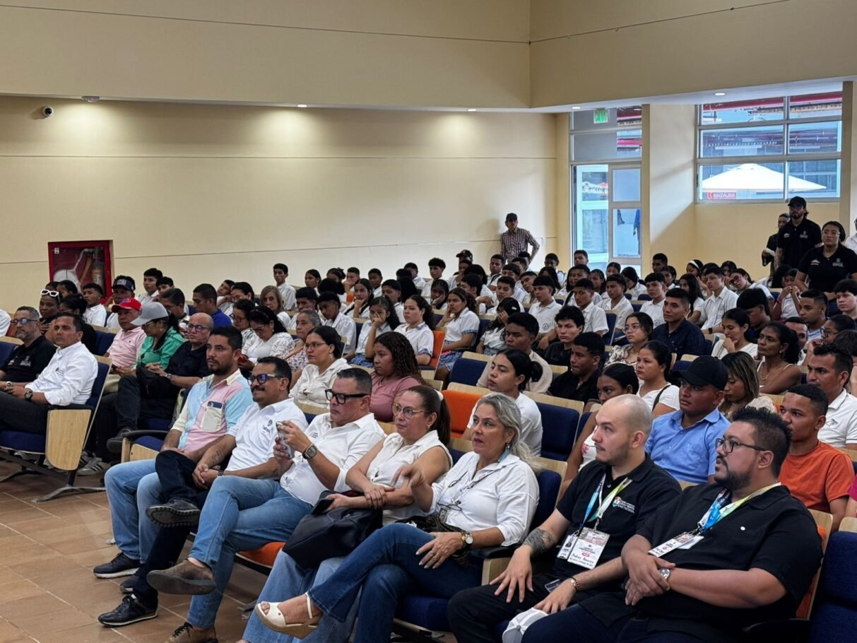 400 nuevos cupos universitarios para jóvenes bachilleres de El Banco