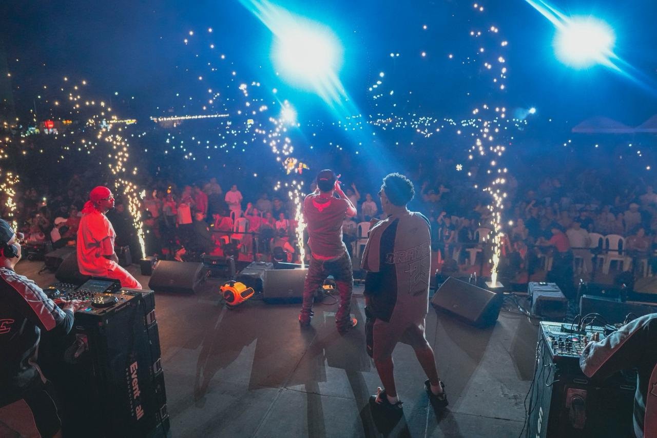 Espectacular concierto en los 213 años de Barranquilla, mucha música y diversión total