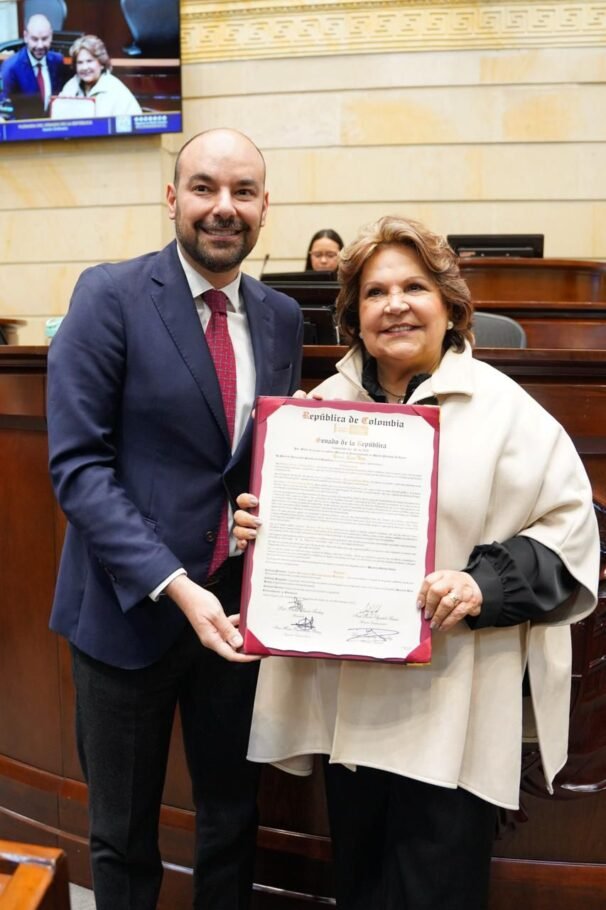 Senado de la República exaltó legado de Horacio Serpa Uribe, símbolo liberal y de la paz