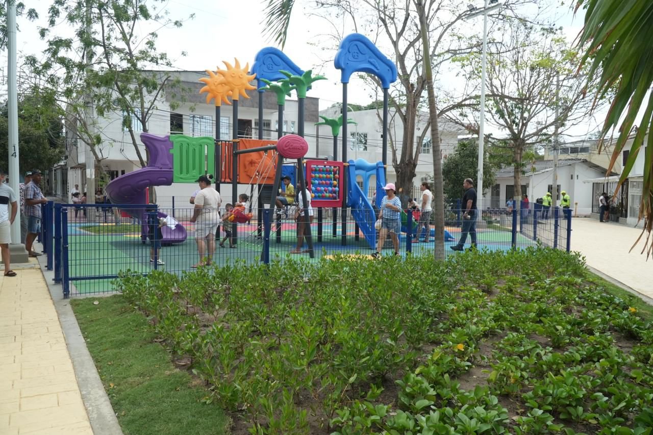 “¡Si todos quieren parque, les hacemos su parque!”: alcalde Char al inaugurar parque Renowitzky