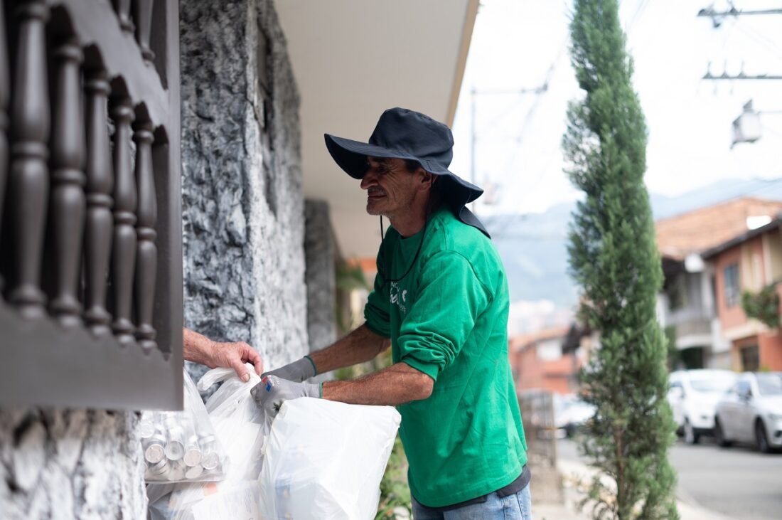 Postobón y PepsiCo renovaron alianza que beneficia a 1.684 recicladores