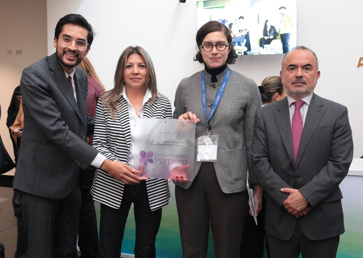 Minjusticia certifica nuevo consultorio Purpura de la U. Cooperativa