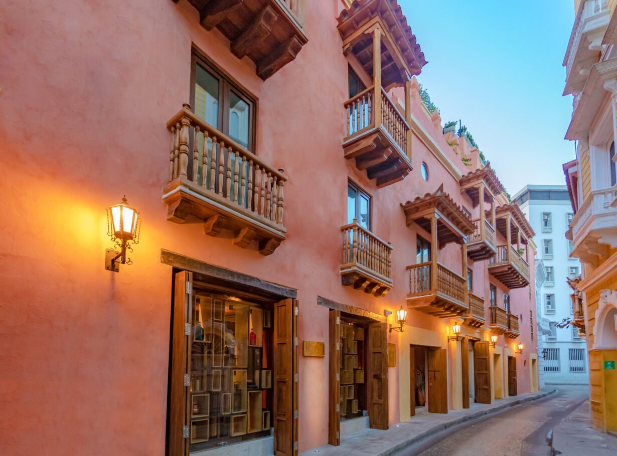 Cartagena envuelta en la magia de diciembre: historia, cultura y tradición