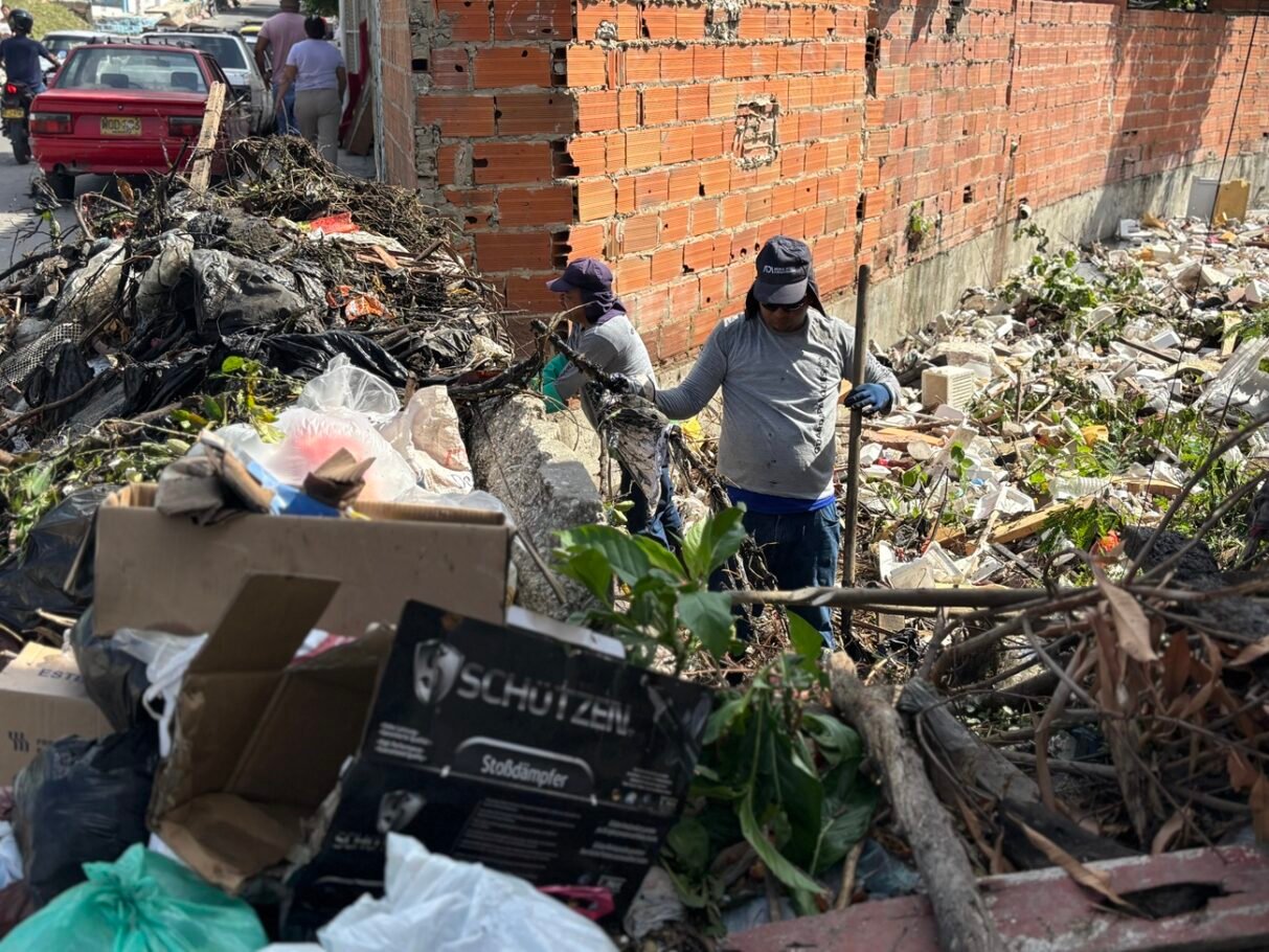 Retiradas más de 600 toneladas de residuos de los arroyos de Barranquilla