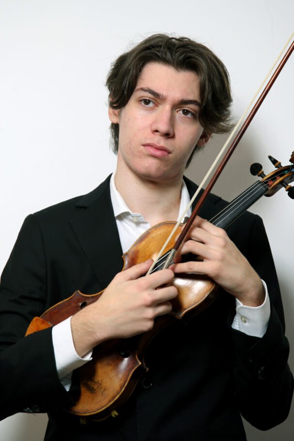 Siete músicos europeos participan en el Concurso Internacional de Violín