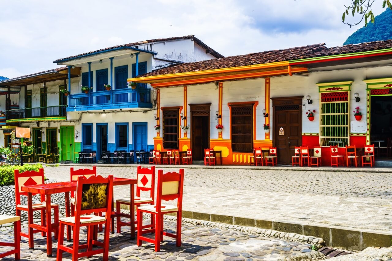 Feria de las Flores impulsa el turismo rural: Santa Elena, Guatapé y Jardín entre los más reservados