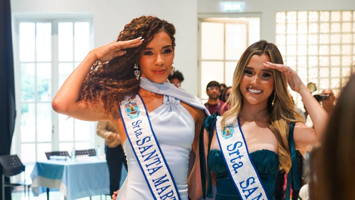 Natalia Guerrero recibe la banda como Señorita Santa Marta DTCH 
