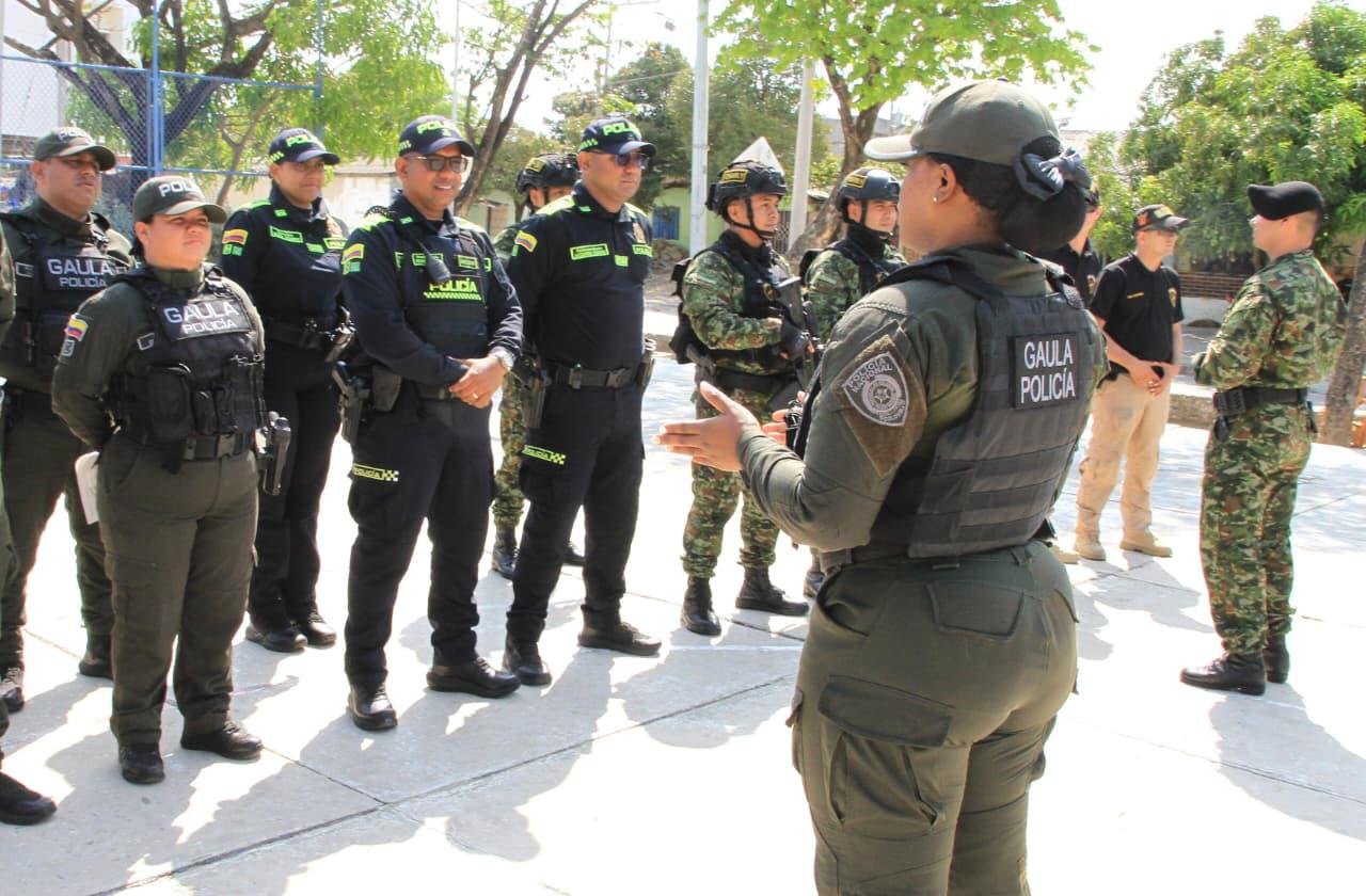 El Gaula de la Policía y el Ejército patrullan los barrios, en operativos contra la extorsión en Barranquilla