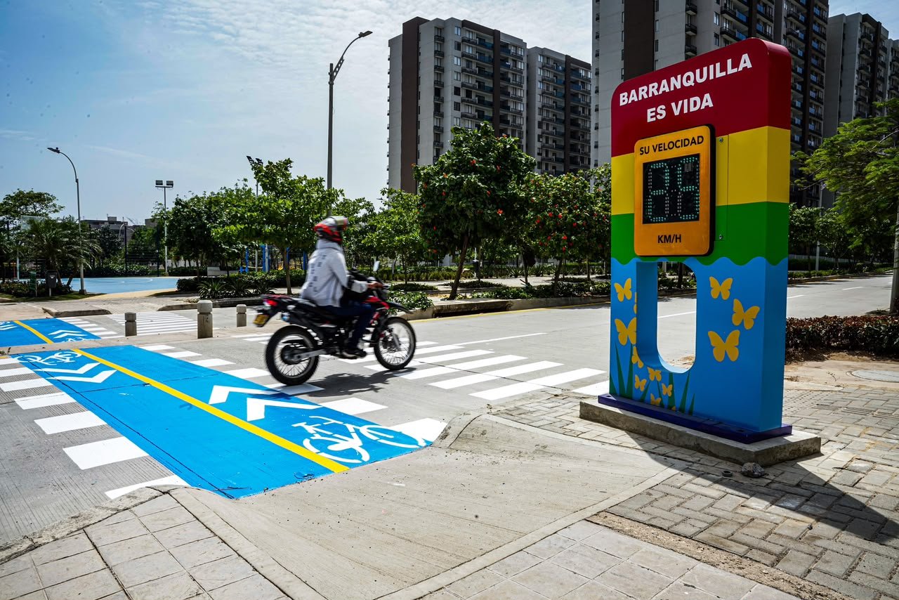 Alcaldía de Barranquilla refuerza la movilidad segura en corredor de alto tráfico
