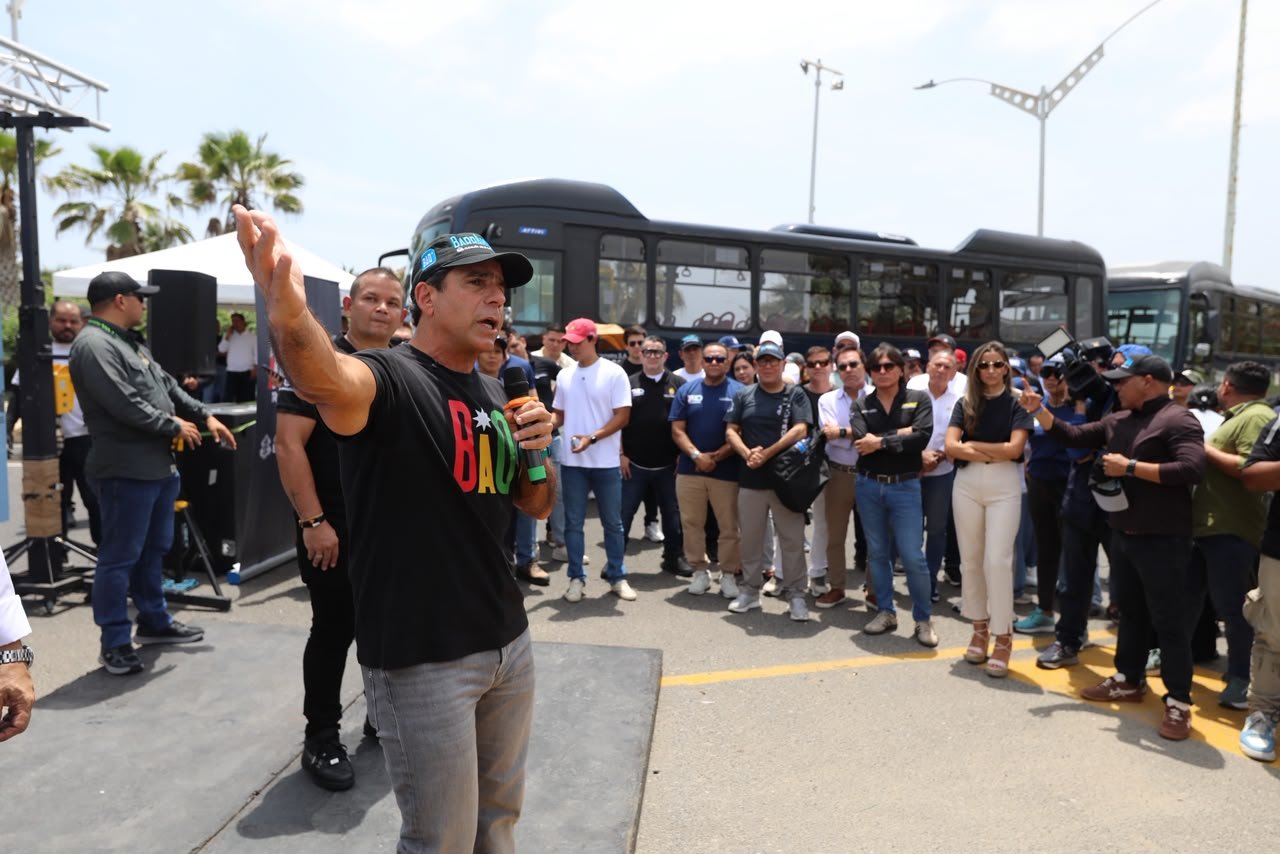 Barranquilla: Otros 30 busetones se suman al plan por un mejor transporte