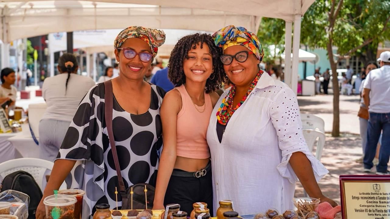 Emprendimiento femenino en Semana Santa con ‘Vitrinas de Empoderamiento’