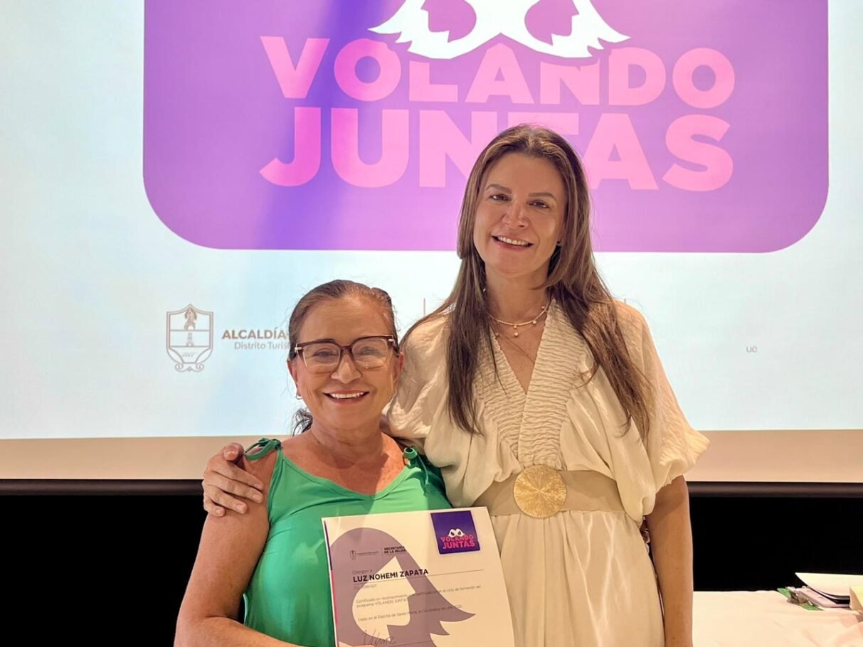 120 mujeres vuelan más alto en la Santa Marta 500 años
