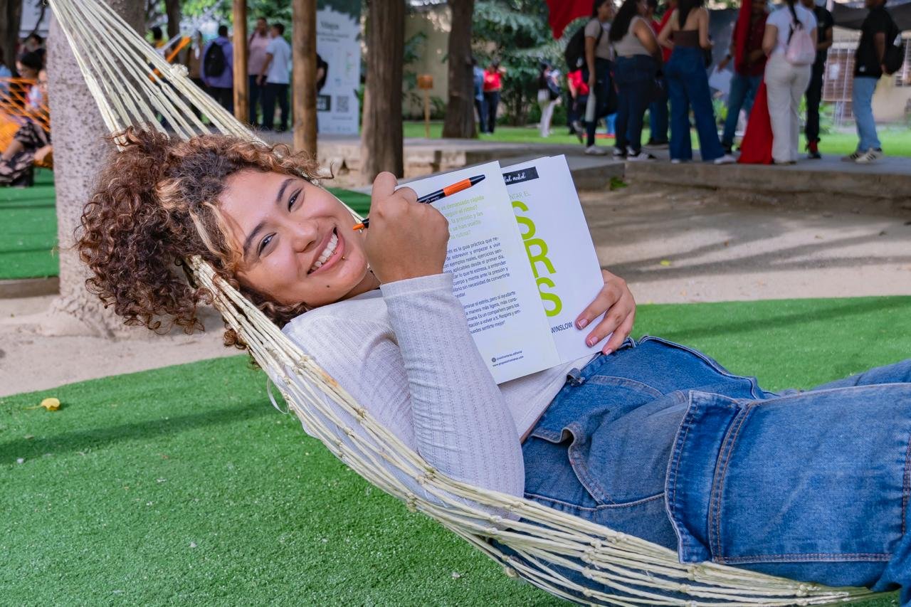 Nueva zona de descanso para universitarios