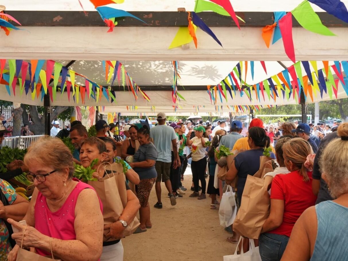 Vuelve “A Tu Barrio Mercado”: La Luz, el primer beneficiado en 2026