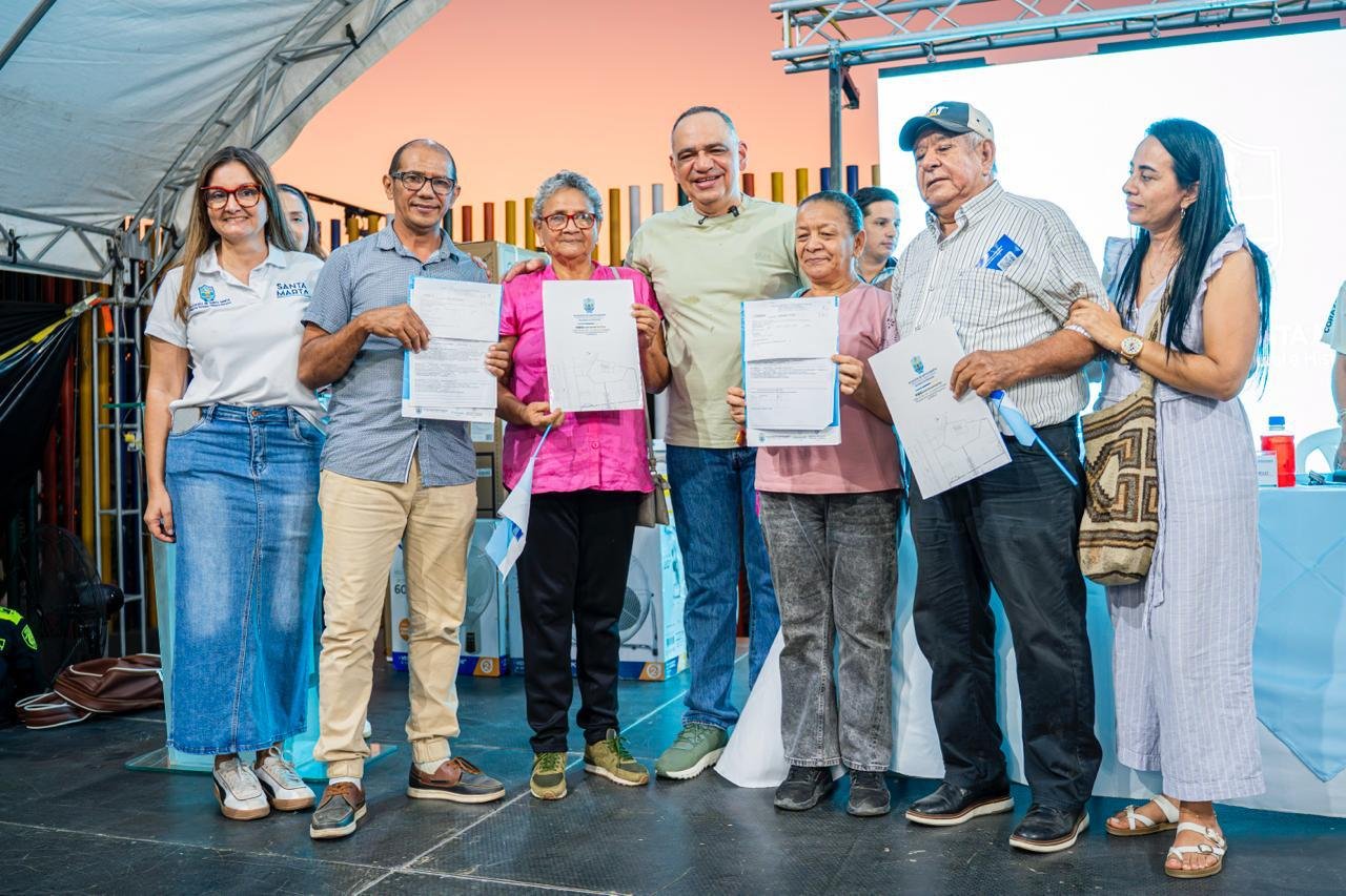 “María Cecilia” fue escenario de la última jornada de Alcaldía al Barrio