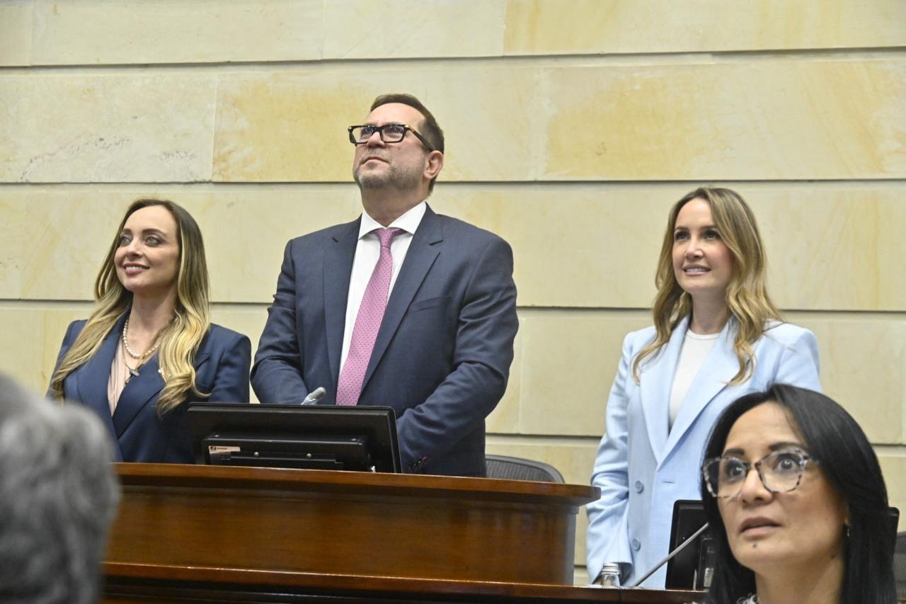 Gobierno eliminó prima que Petro cobró durante 20 años como Senador: “Es un castigo a independencia del Congreso”