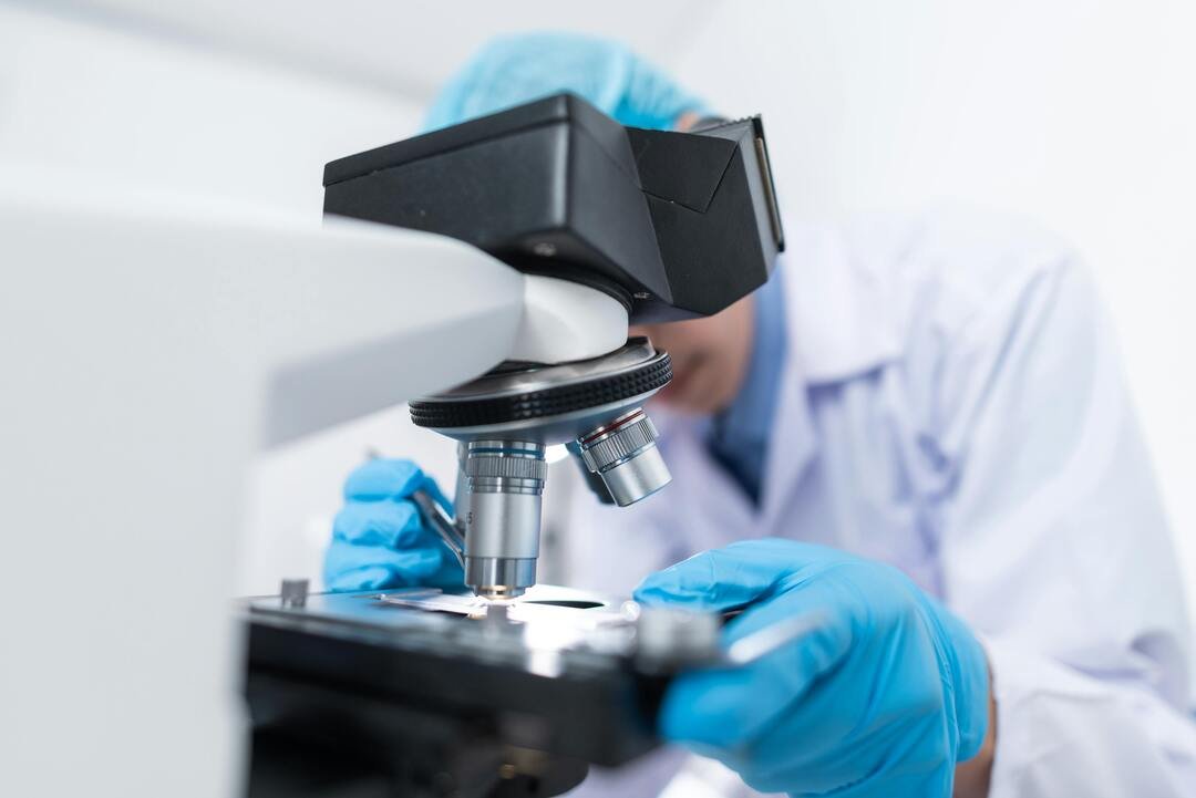 Medicamentos biosimilares revolucionan el tratamiento de patologías como el cáncer 