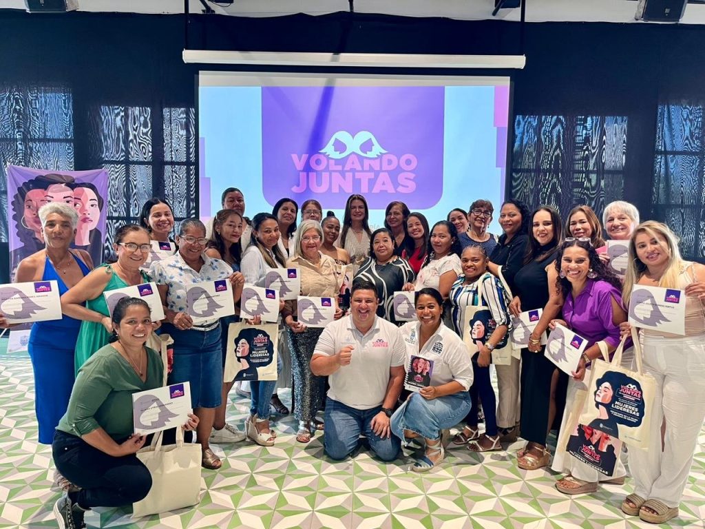 120 mujeres vuelan más alto en la Santa Marta 500 años