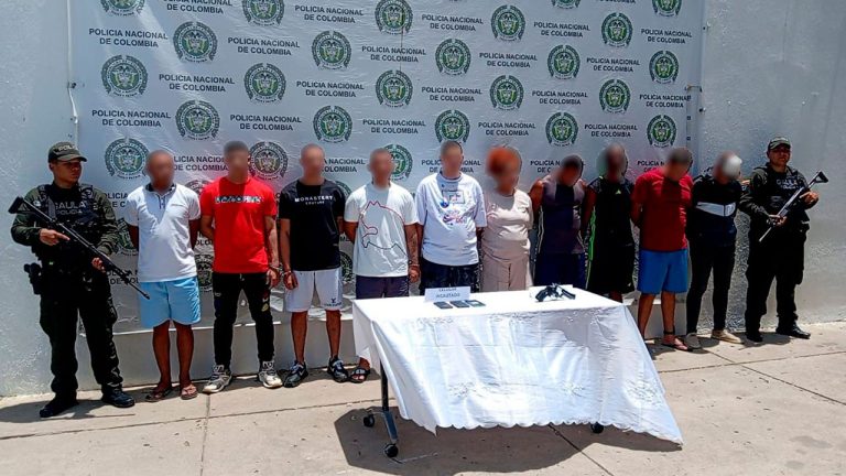 13 capturados de las Autodefensas Conquistadoras de la Sierra en La Guajira