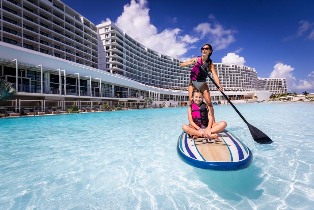 4 diamantes a AVA Resort Cancún, uno de los mejores de América