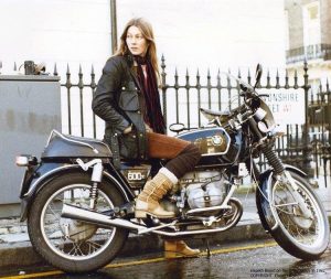 40 años después: recuerdos de la mujer en motocicleta que le dio la vuelta al mundo en los 80’s