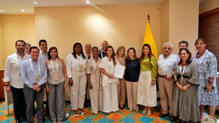 $50.000 millones de Cajas de Compensación van a proyectos de vivienda