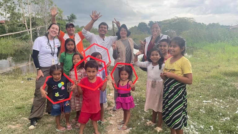 700 niñas y niños en el Amazonas se vinculan a programa que fortalece su protección y bienestar