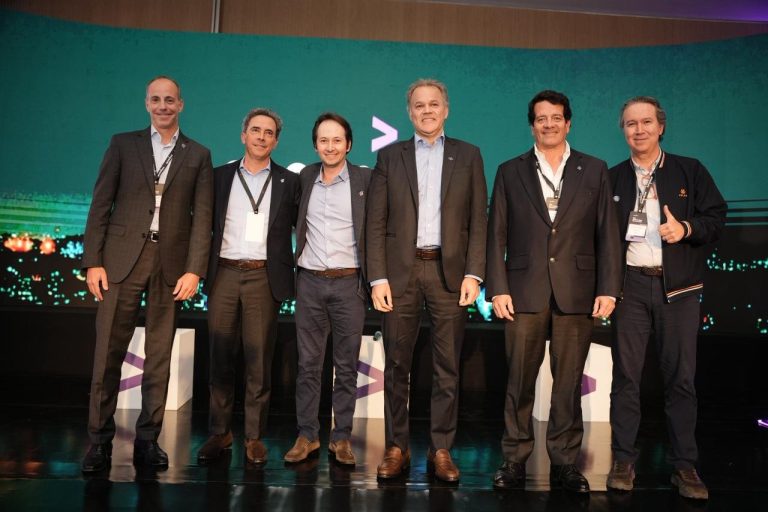 Accenture lanza The Reinvention Community para potenciar el progreso del país