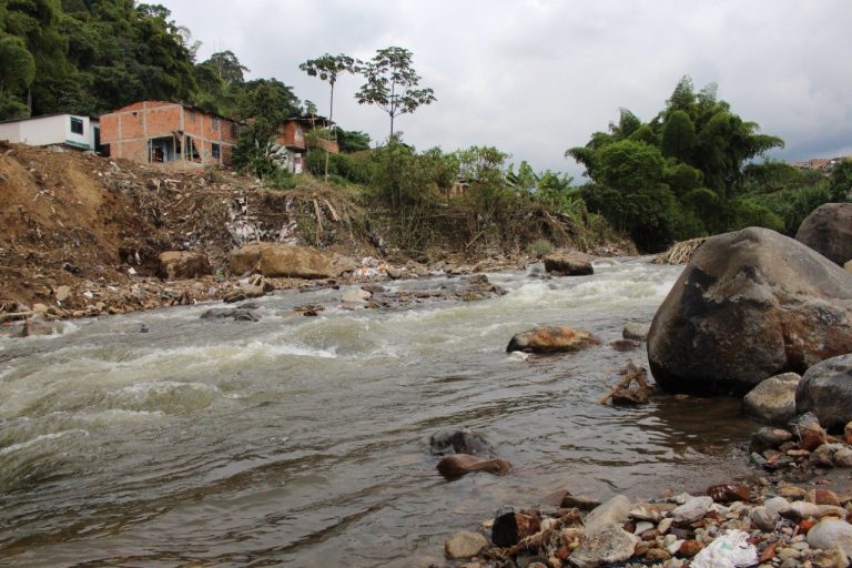 Activan soluciones financieras para afectados por inundaciones en Córdoba, Sucre y Antioquia