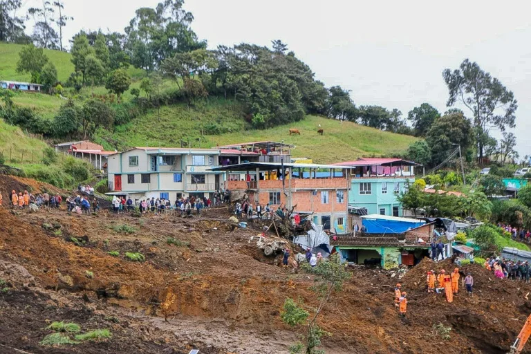 Al menos 13 muertos por intensas lluvias en Colombia