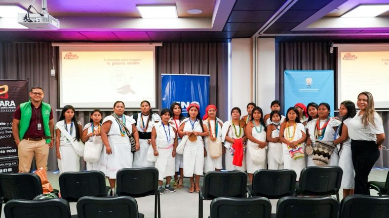 Alcaldía de Santa Marta continúa ‘Tejiendo Historia 500 +’, junto a mujeres indígenas