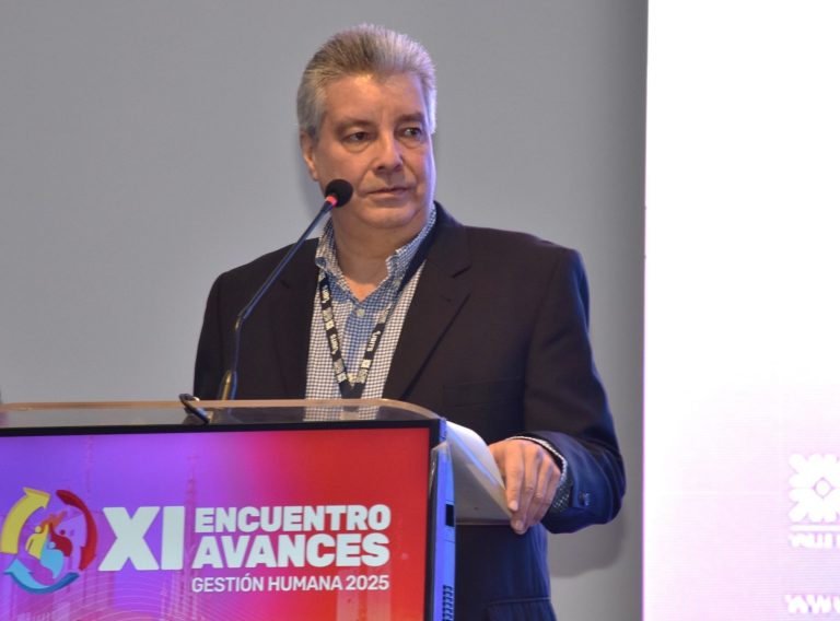 Alza del salario mínimo que fijó el Gobierno pone en riesgo al sector empresarial y el desarrollo económico: Acrip