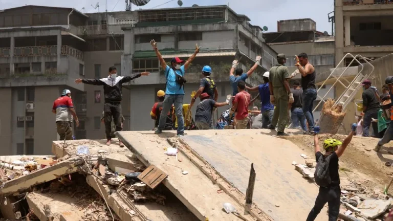 Asciende a 4.118 el número de personas fallecidas por los sismos en Venezuela