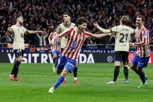 Atlético de Madrid humilla 4-0 al Barça y se acerca a la final de Copa