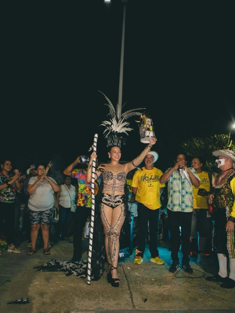 Barranquilla exhibe el talento de su moda fantasía en el Gran Malecón 