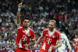 Bayern visita al St. Pauli con un ojo en la Champions y otro en el récord goleador