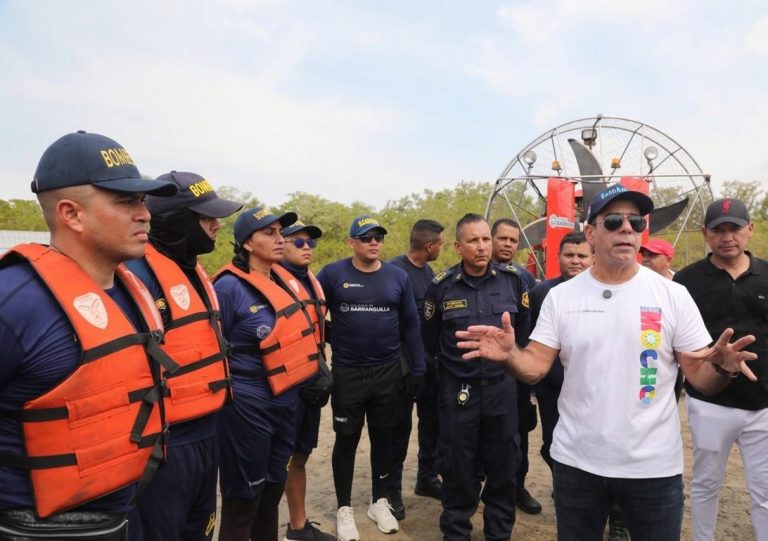 Bomberos de Barranquilla: una historia de 99 años, alcalde Char anuncia inversiones por 7 mil millones de pesos