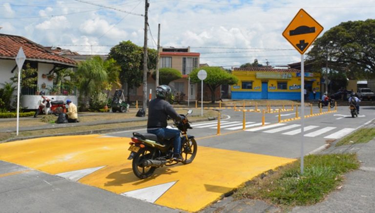 Cada hora muere una persona en las vías del país: ¿Qué hacer desde lo público?