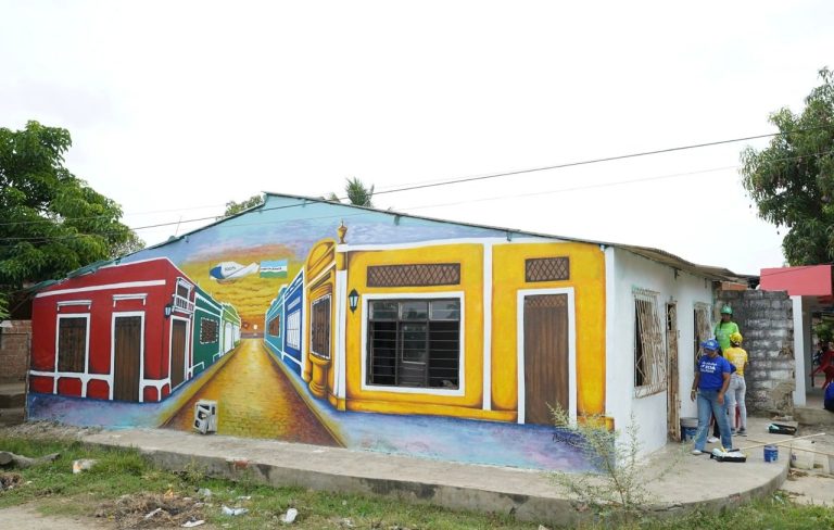 Calamar se transforma con más color, más participación comunitaria con +Vida
