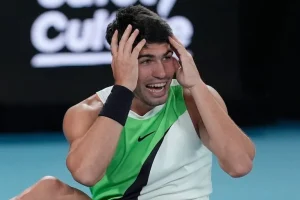 Carlos Alcaraz, campeón del Australian Open: un nuevo diamante en la corona del rey