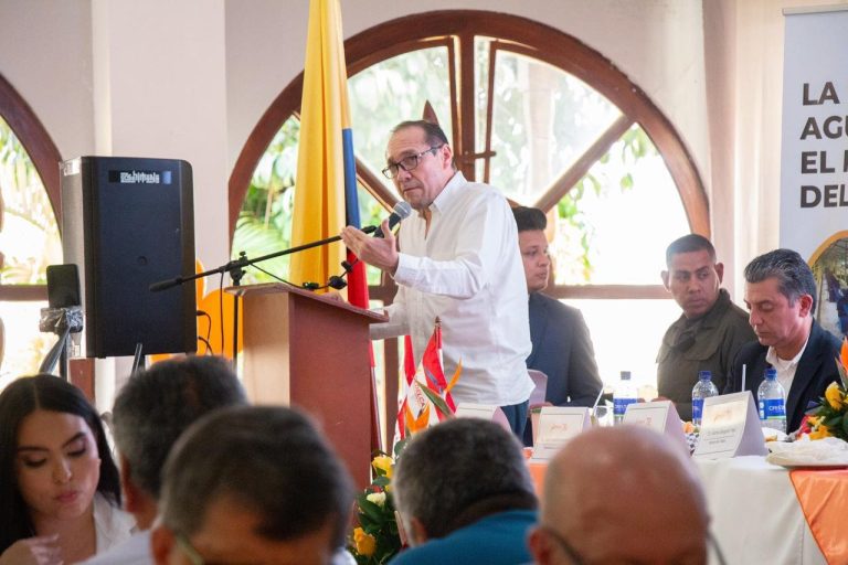 Cedelca formaliza a 106 trabajadores del Cauca