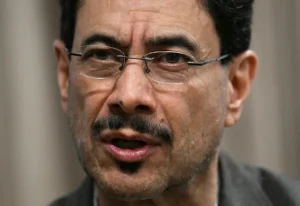 Cepeda dice que está dispuesto a revisar política de paz de Petro