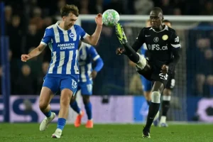 Chelsea cae 3-0 de visita ante Brighton, su quinta derrota seguida sin marcar