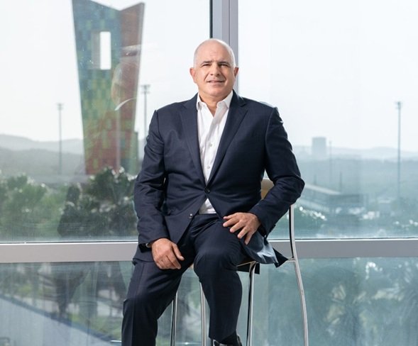 Christian Daes, CEO de Tecnoglass, se mantiene en el ranking de los 100 líderes Merco